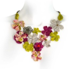 large-necklace-isolated_medium2